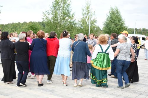 Яркий и летний фестиваль состоялся в Камских Полянах