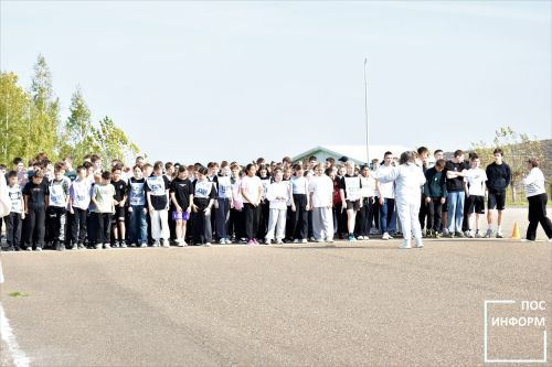 Жители Камских Полян присоединились к Всероссийскому забегу