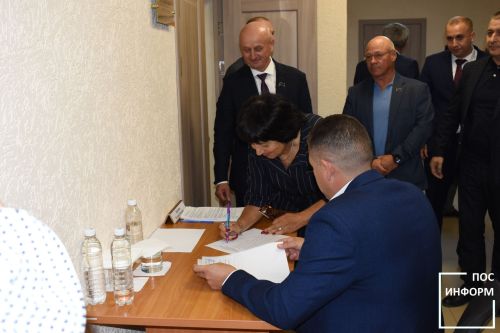 В Камских Полянах прошла первая сессия Совета депутатов