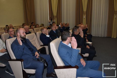 В Камских Полянах прошла первая сессия Совета депутатов