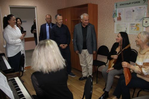 Мэр города-побратима Кавак оценил работу Детской музыкальной школы Камских Полян