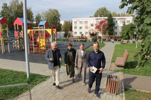 Шериф Юн высоко оценил благоустройство и качество жизни в Камских Полянах