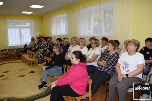 В детском саду «Золотая Рыбка» поздравили дошкольных работников