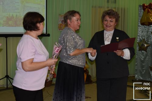 В детском саду «Золотая Рыбка» поздравили дошкольных работников