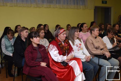 В детском саду «Огонек» Камских Полян прошло общее родительское собрание