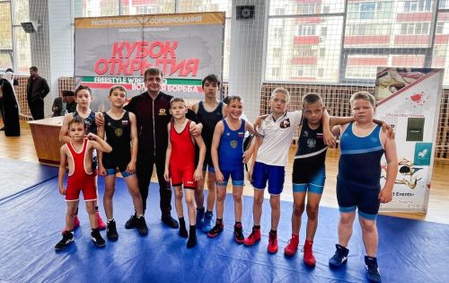 Юный борец из Камских Полян занял призовое место на республиканском турнире