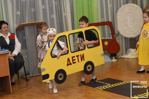 В детском саду «Огонек» состоялась Зональная конференция «Безопасность дорожного движения — всей семьей»