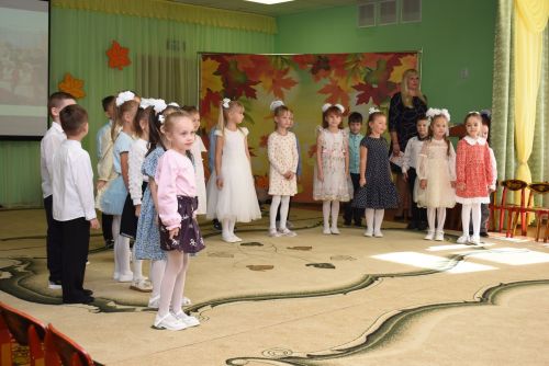 День пожилого человека отметили в детском саду «Золотая Рыбка» Камских Полян