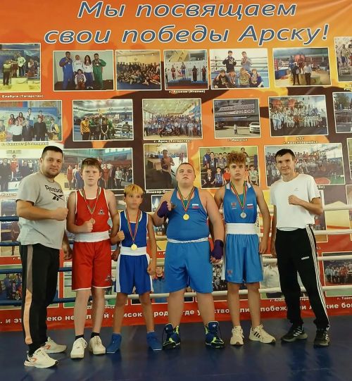 Спортсмены Камских Полян взяли четыре медали на турнире по боксу в Арске