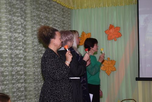 День пожилого человека отметили в детском саду «Золотая Рыбка» Камских Полян