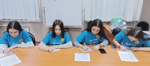 Юные активисты Камских Полян написали письма солдатам-землякам: в районе прошла акция «Письмо из дома»