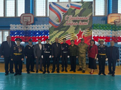 Активисты отряда «Форпост» из Камских Полян одержали победу в смотре-конкурсе строя и песни