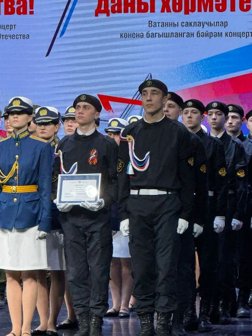 Активисты отряда «Форпост» из Камских Полян одержали победу в смотре-конкурсе строя и песни