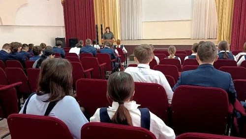 Выбор профессии с открытым сердцем: в Камских Полянах прошли встречи со школьниками