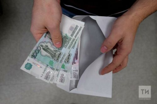Депутат Стенякина обратила внимание на необходимость компенсации зарплаты за майские праздники