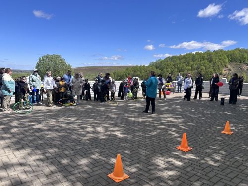 В Камских Полянах дошкольники приняли участие в праздничной эстафете