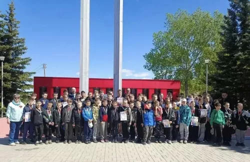 Эстафета Победы в Камских Полянах: юные спортсмены почтили память героев