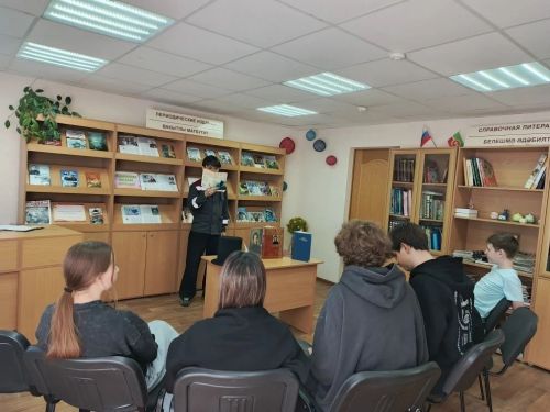 В библиотеке Камских Полян  состоялся литературный вечер-портрет «Солнце русской поэзии»