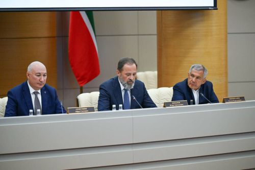 Рустам Минниханов представил нового главного федерального инспектора по Татарстану