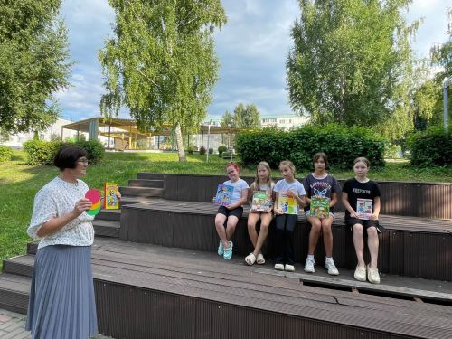 День светофора отметили в Камских Полянах уроками безопасности для детей