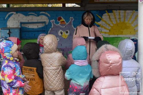 Праздник золотой осени в детском саду «Огонёк»