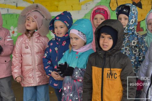 Праздник золотой осени в детском саду «Огонёк»
