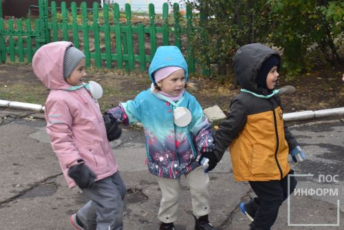 Праздник золотой осени в детском саду «Огонёк»