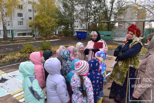 Праздник золотой осени в детском саду «Огонёк»