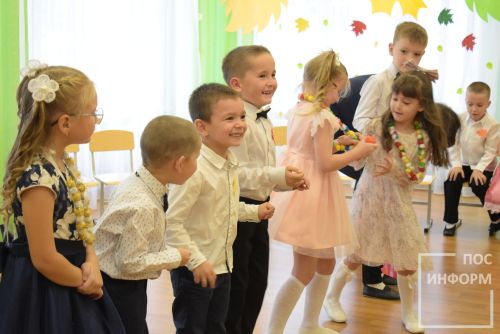 Осенний утренник в детском саду «Огонек»