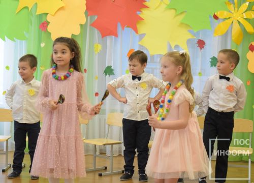 Осенний утренник в детском саду «Огонек»