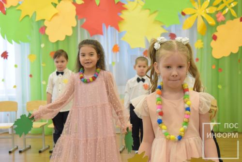 Осенний утренник в детском саду «Огонек»