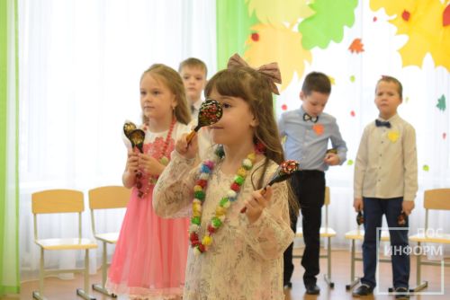 Осенний утренник в детском саду «Огонек»