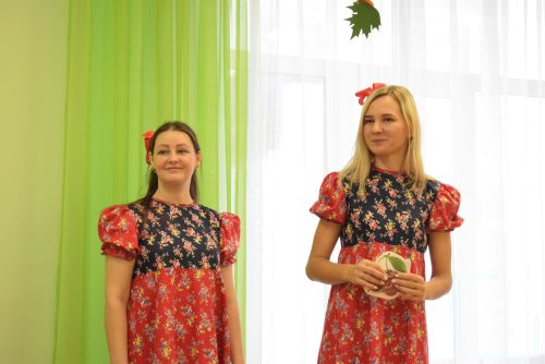 Осенний утренник в детском саду «Огонек»