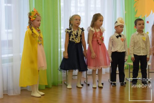 Осенний утренник в детском саду «Огонек»