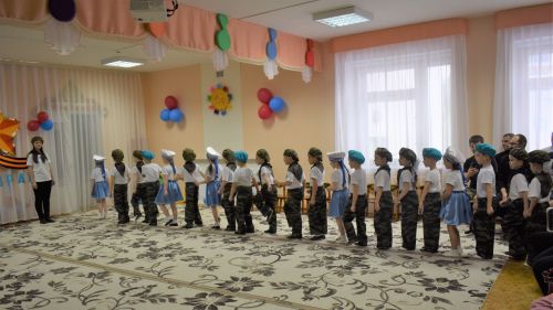 Праздник для пап в детском саду «Солнышко»