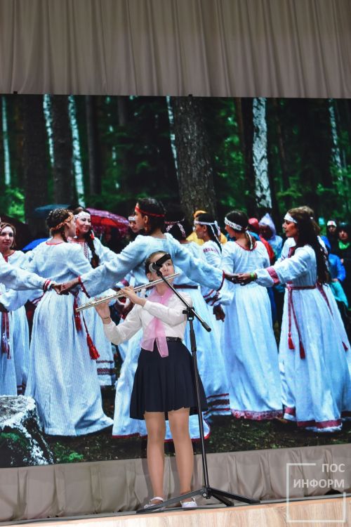 В КЦ «Чулман-Су» состоялся отчетный концерт учащихся и преподавателей детской музыкальной школы