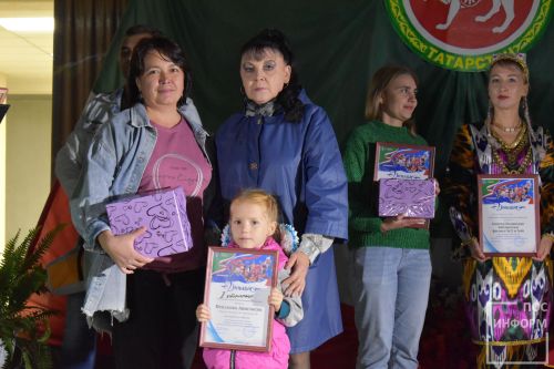 Камполянцы отметили День Республики