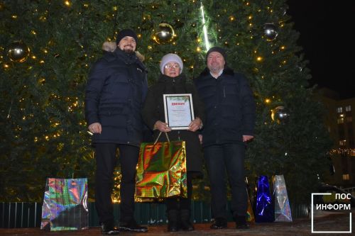 В Камских Полянах зажглась главная ёлка🎄