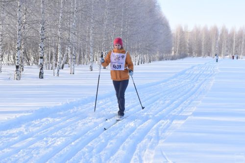 Жители Камских Полян приняли участие в массовом забеге по лыжным гонкам «Лыжня Камских Полян — 2024»
