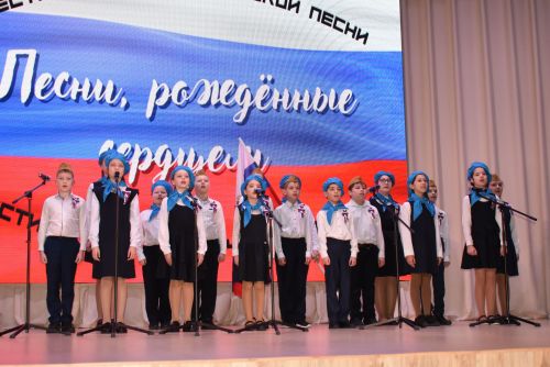 В Камских Полянах прошёл фестиваль патриотической песни