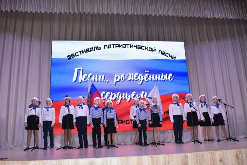 В Камских Полянах прошёл фестиваль патриотической песни