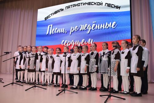 В Камских Полянах прошёл фестиваль патриотической песни