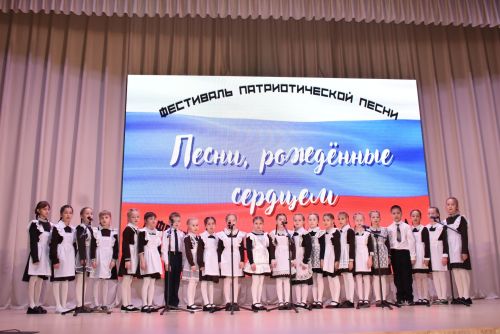 В Камских Полянах прошёл фестиваль патриотической песни