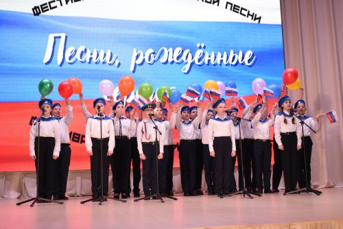 В Камских Полянах прошёл фестиваль патриотической песни