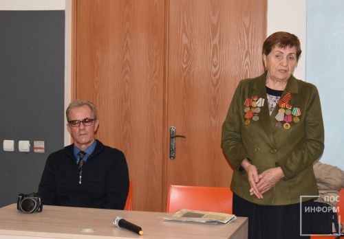 Для учащихся школ прошла встреча с членом Президиума Совета Ветеранов НМР и бывшей несовершеннолетней узницей концлагеря