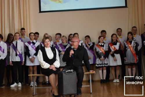 Для камполянских выпускников школы №1 отзвенел последний школьный звонок