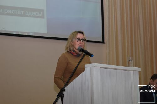 Представители Минсельхоза встретились со школьниками Камских Полян