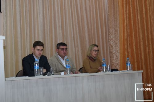 Представители Минсельхоза встретились со школьниками Камских Полян