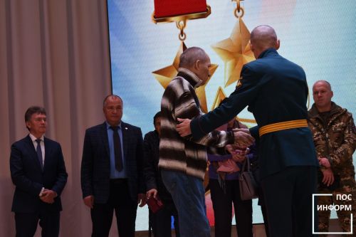 Посмертно наградили Героев Камских Полян