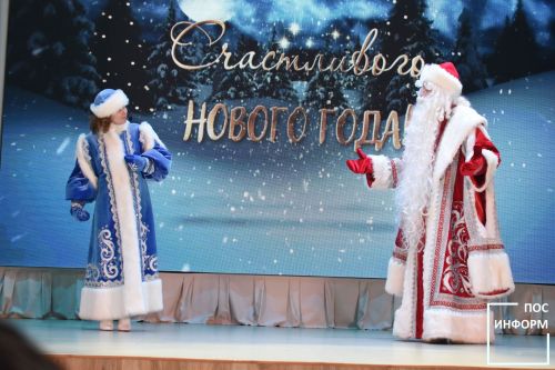 В Камских Полянах прошел новогодний гала-концерт